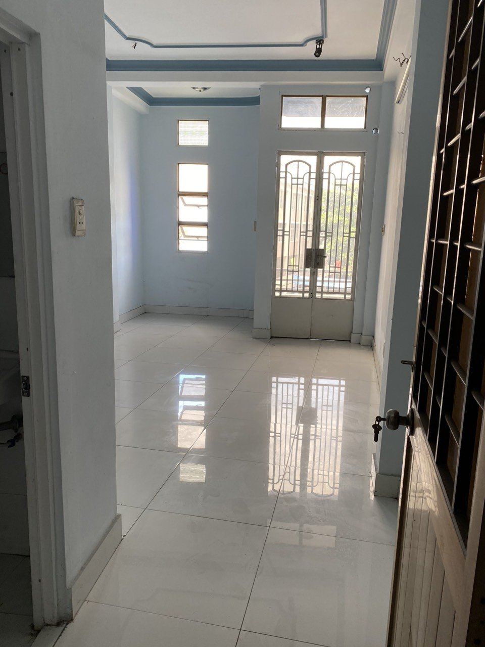 Cho thuê Nguyên Căn MT Phan Đăng Lưu P5 Q, Phú Nhuận.